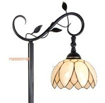 5135 * Vloerlamp H152cm met Tiffany kap Ø25cm Lelie