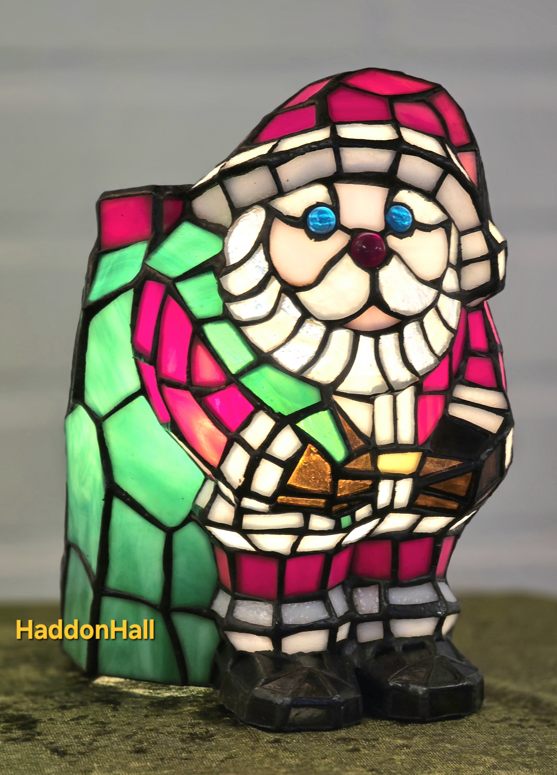 9360 Tiffany lamp Kerstman - Santa H22cm