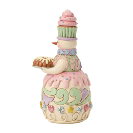 Sweets Pastel Snowman with Cake H 16cm Jim Shore 6018893 PREORDER