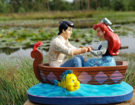 ARIEL & PRINCE ERIC  "Waiting for a Kiss" H 15cm Jim Shore 4055414 , retired, laatste exemplaren *