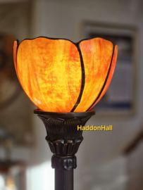 8205  Vloerlamp H176cm  met 2 Tiffany kappen Ø17cmTulipa