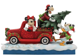 Fab 4 on Red Truck with Tree - Mickey, Minnie, Goofy & Donald  H6cm- Jim Shore 6010868 .