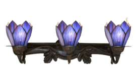8188 1125 * Wandlamp B70cm met 3 Tiffany kappen Ø13cm "Blue Lotus"