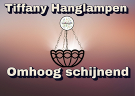 Hanglampen omhoog schijnend