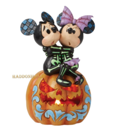 Mickey & Minnie "Spine-tingling Sweethearts" LED H18,5cm + BASE COLOR Ø16cm Jim Shore 6016596 , in stock