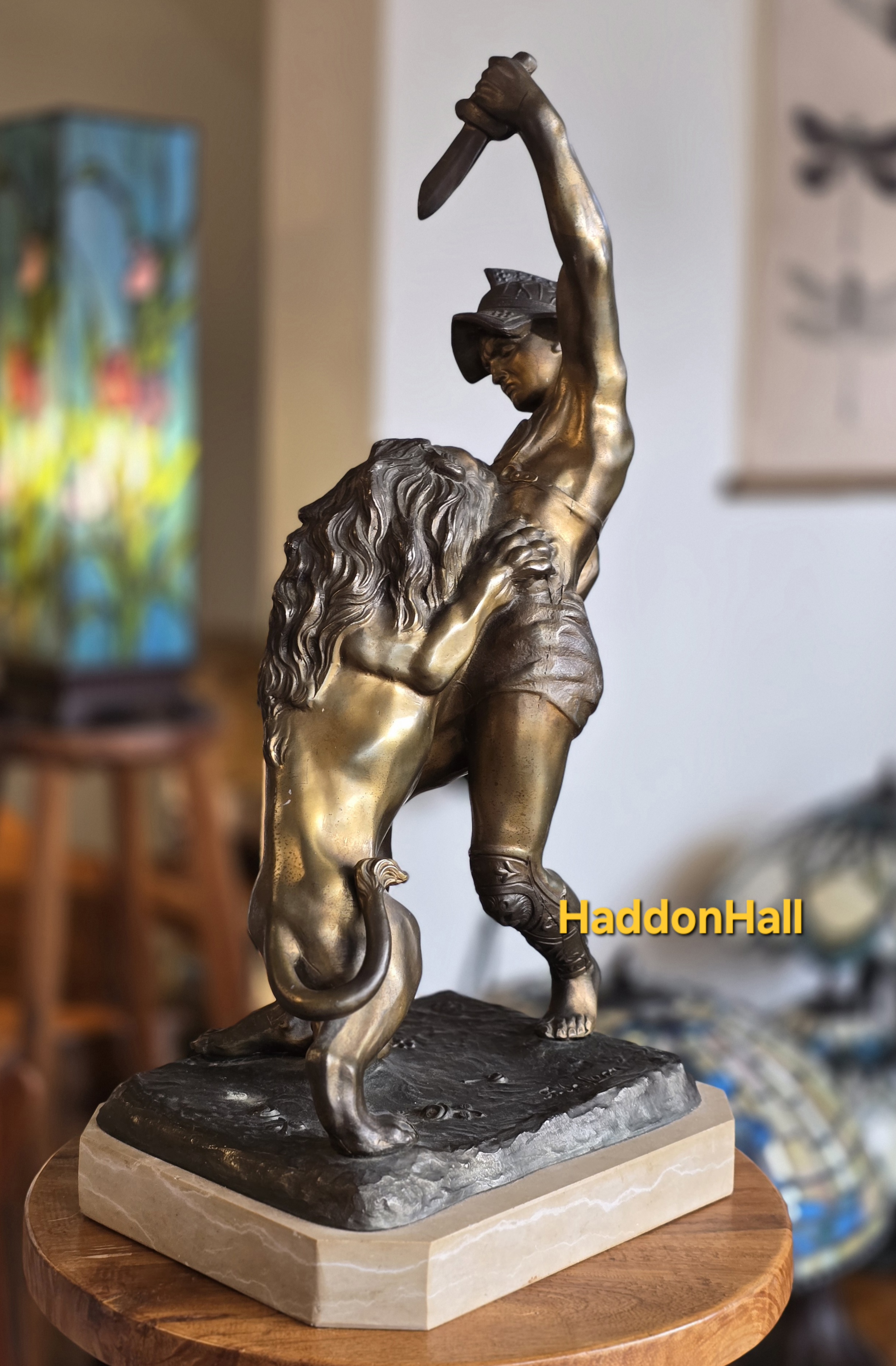 "Gladiator Fighting a Lion" H44cm Francesco De Luca