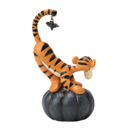 Tigger - "Bat-Tastic Fun" H14,5cm Jim Shore 6017944 , op voorraad