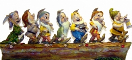 SEVEN DWARFS Homeward Bound  Jim Shore  4005434 Zeven Dwergen boomstam *