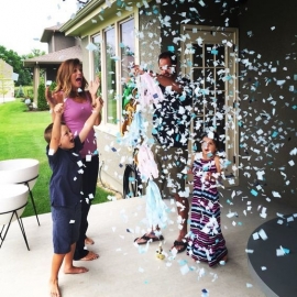 Gender Reveal Confetti Popper - Boy/Girl