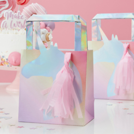 Unicorn goody bags met tassels