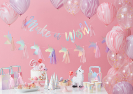 Unicorn goody bags met tassels