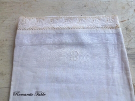 Antieke linnen  dekenhoes  met kantafwerking voor  babybedje of wieg  no 1