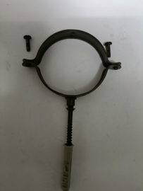 Muurbeugel zwart diam.80mm met schroefeind en plug