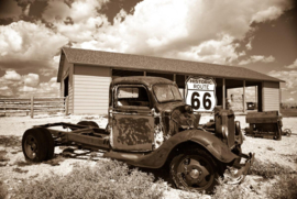 Papermoon Fotobehang Roestige Truck Sepia