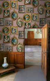 Dutch Imaginarium III behang Regal Beasts Pink 13793