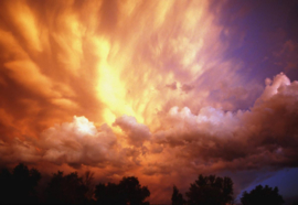 Papermoon Fotobehang Onweerswolken Bij Zonsondergang