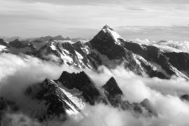 Papermoon Fotobehang Bergen In De Wolken Zwart-Wit
