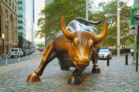 Papermoon Fotobehang Wall Street-bull