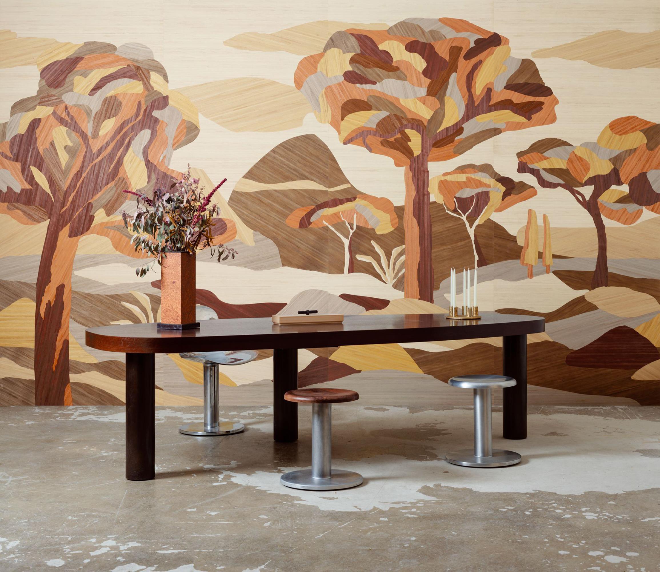 Arte Emblème behang Under The Sycamore Tree Mahogany Wood 30821