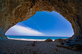 Papermoon Fotobehang Grot Cala Luna Sardinië