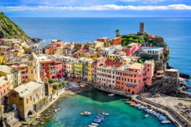 Papermoon Fotobehang Kleurrijk Dorp Vernazza, Cinque Terre