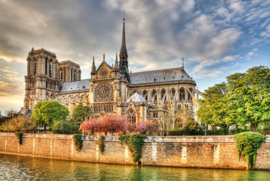 Papermoon Fotobehang Notre Dame In Parijs