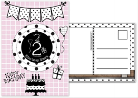 2.Verjaardagskaart roze  met envelop, met button 2 jaar.