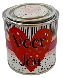 Blikje met tekst ''Voor jou'' 7,3 bij 7,7 cm met hartjes.