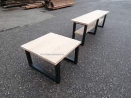 eiken salontafel en sidetable met ijzeren onderstel