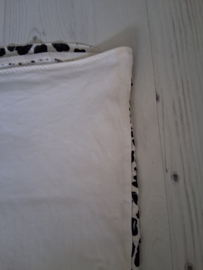 Wit met zwart topje maat S
