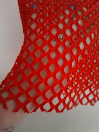 Rood net shirt mouwloos met lak maat S en M