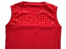 Rood shirt met hologram lak PVC