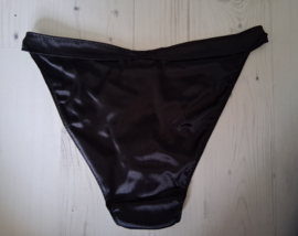Zwart satijnen bikini maat S