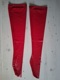 Stay-up kousen rood van lak beenomvang +/- 50cm