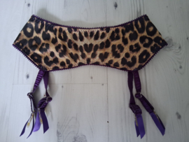 Lingerie setje panterprint maat 75B/S