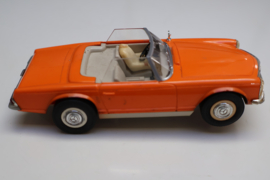 3260 Mercedes 280SL oranje