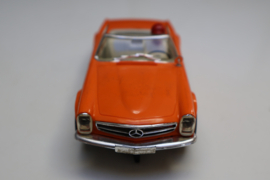 3260 Mercedes 280SL oranje