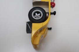 3202 Porsche Can-Am geel nr. 1 (spiegels zwart)