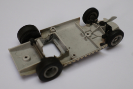 Porsche Carrera 6 bodem met voor- en achteras
