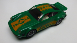 3225 Porsche 911 Turbo groen nr. 4