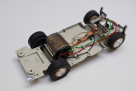 Mercedes bodem compleet met assen, motor, etc.