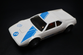 3241 BMW M1 wit nr. 8