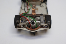 Mercedes bodem compleet met assen, motor, etc.