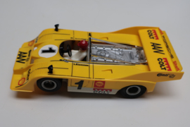 3202 Porsche Can-Am geel nr. 1 (spiegels zwart)