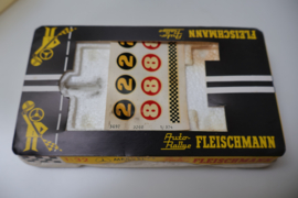 3261 Mercedes 280SL wit