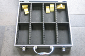 Koffer aluminium t.b.v. 8 stuks slot cars