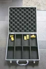Koffer aluminium t.b.v. 8 stuks slot cars