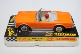 3260 Mercedes 280SL oranje (gestempeld)