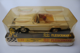 3261 Mercedes 280SL wit