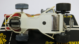 3270 Go-Cart vrouw met vast bruin haar (gestempeld)